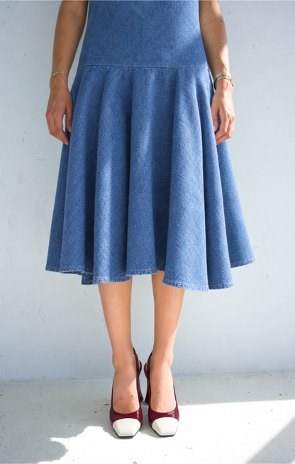 ROBE COURTNEY